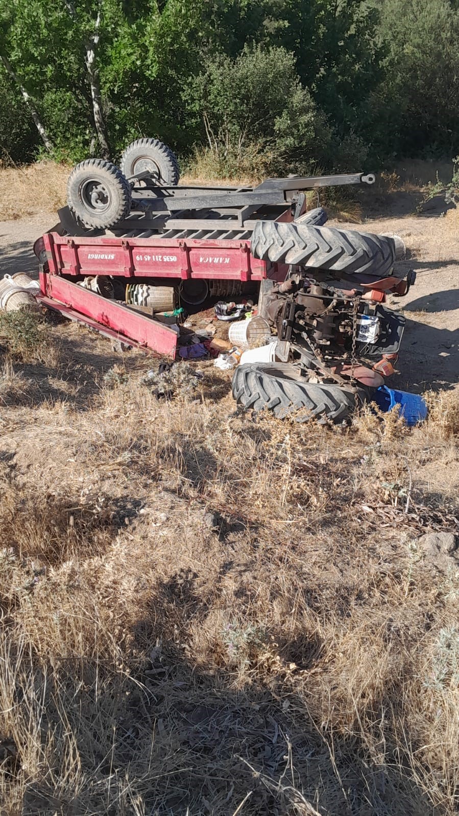 Balıkesir’in Sındırgı ilçesinde traktör faciası: 1 ölü, 4 yaralı
