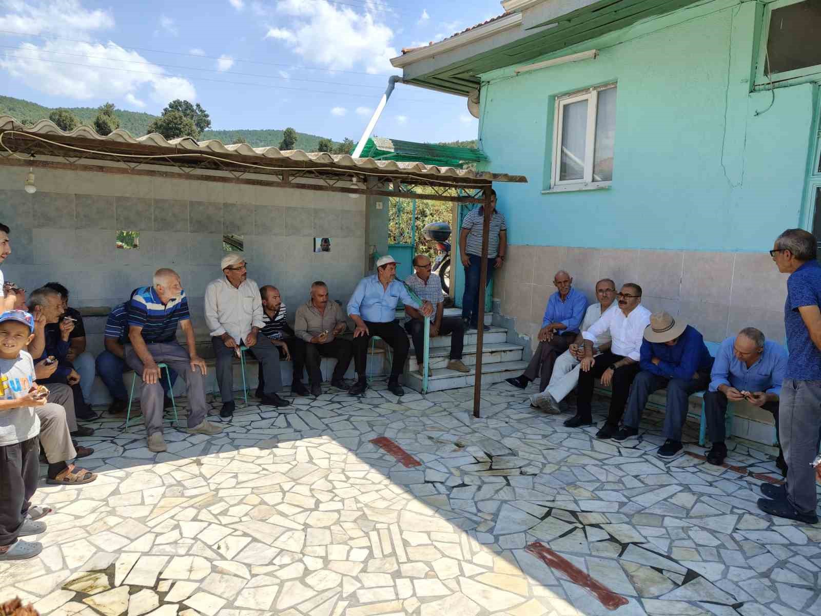 Uşak’ta yeni destekleme modeli ve kuraklık tedbirleri çiftçilere anlatıldı
