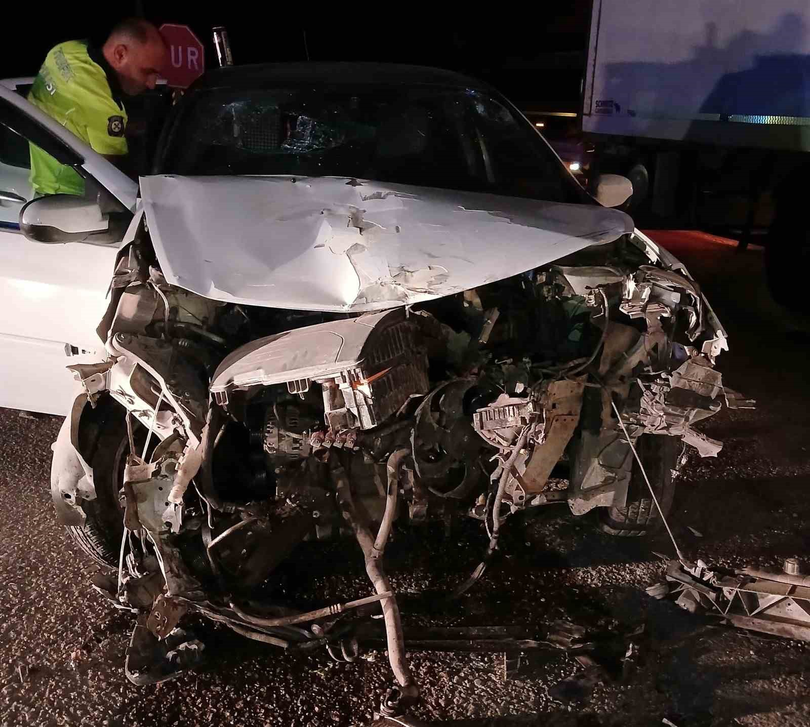 Malatya’da tır ile otomobil çarpıştı: 3 yaralı
