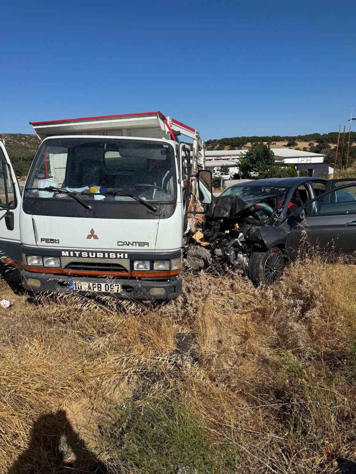 Balıkesir’de trafik kazası: 3 yaralı