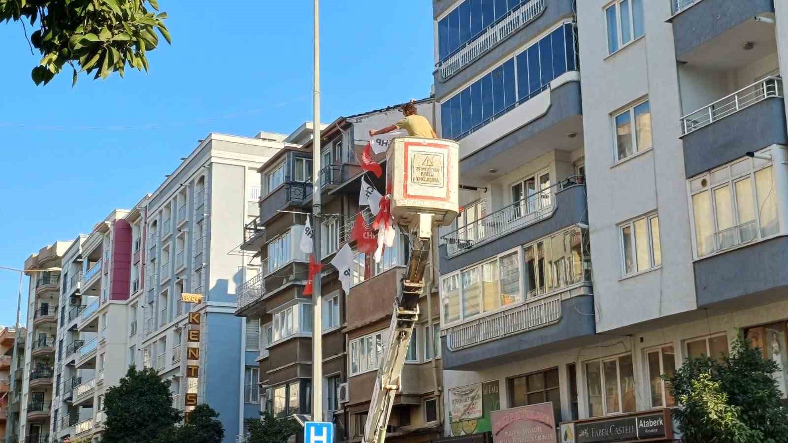 CHP’nin flamalarını toplamak Efeler Belediyesi’ne kaldı