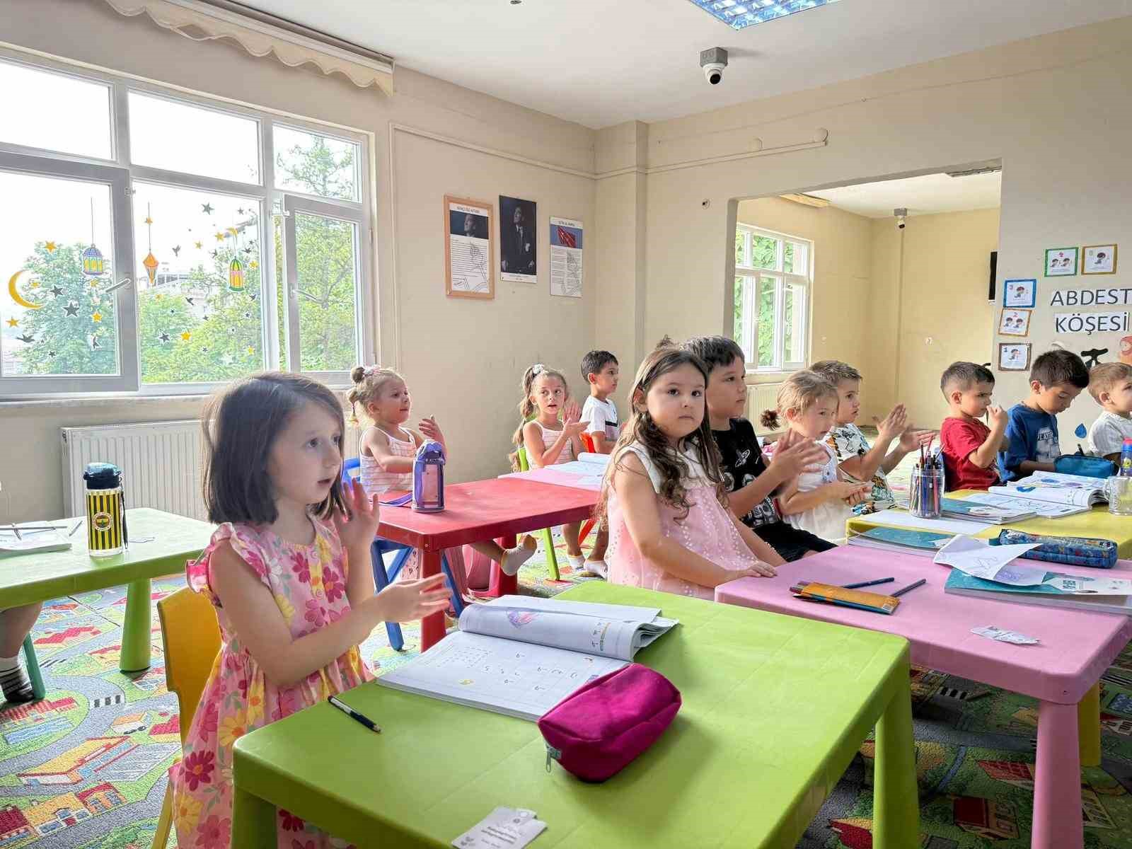 Karabük Belediyesi yaz kursları yoğun ilgi görüyor