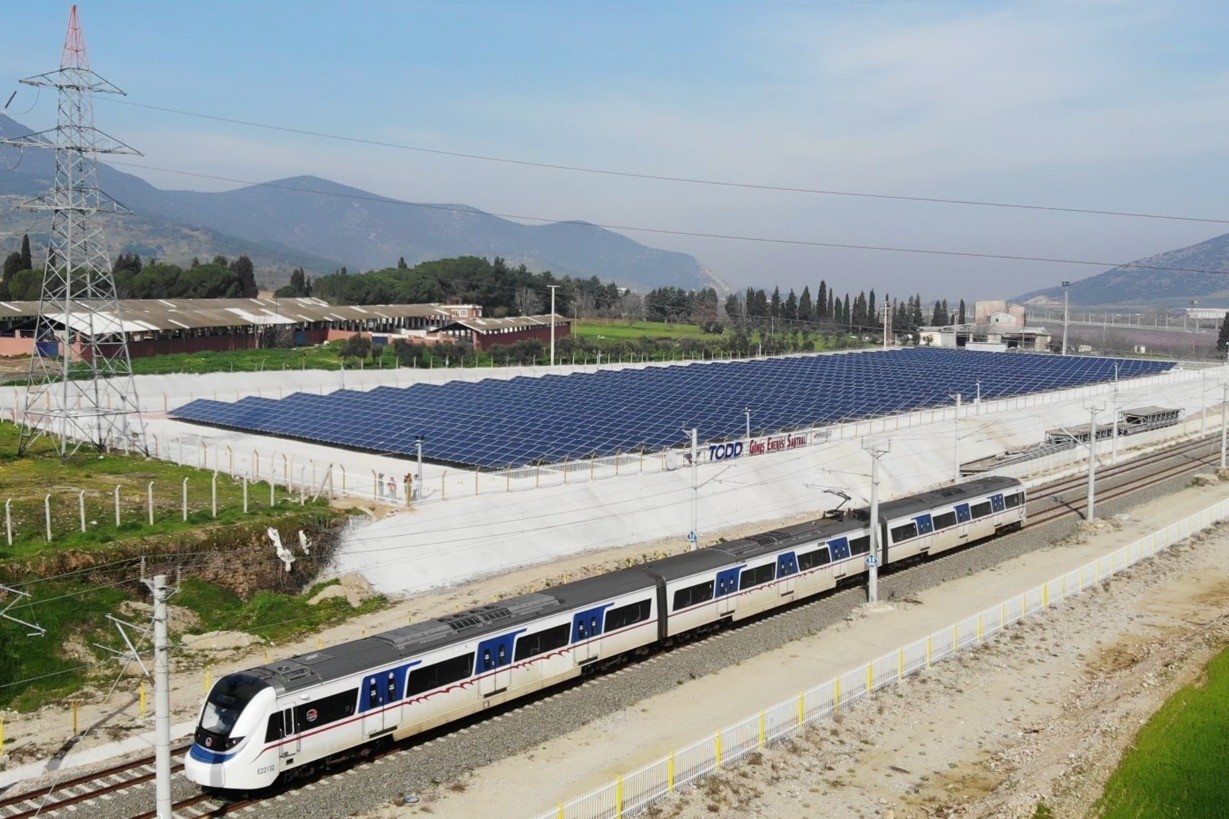 Demiryollarında güneş enerjisi dönemi başladı