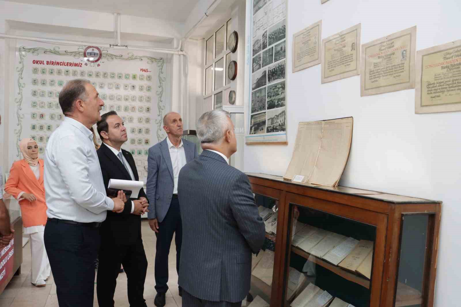 Vali Yardımcısı Balcı ve İl Millî Eğitim Müdürü Keskin’den Zonguldak MTAL’e ziyaret