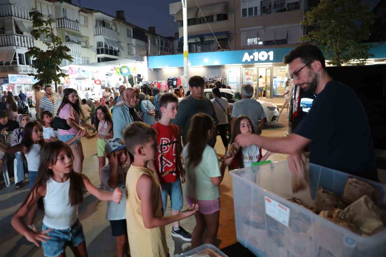 ‘Kamyoled’ ile açık havada sinema keyfi