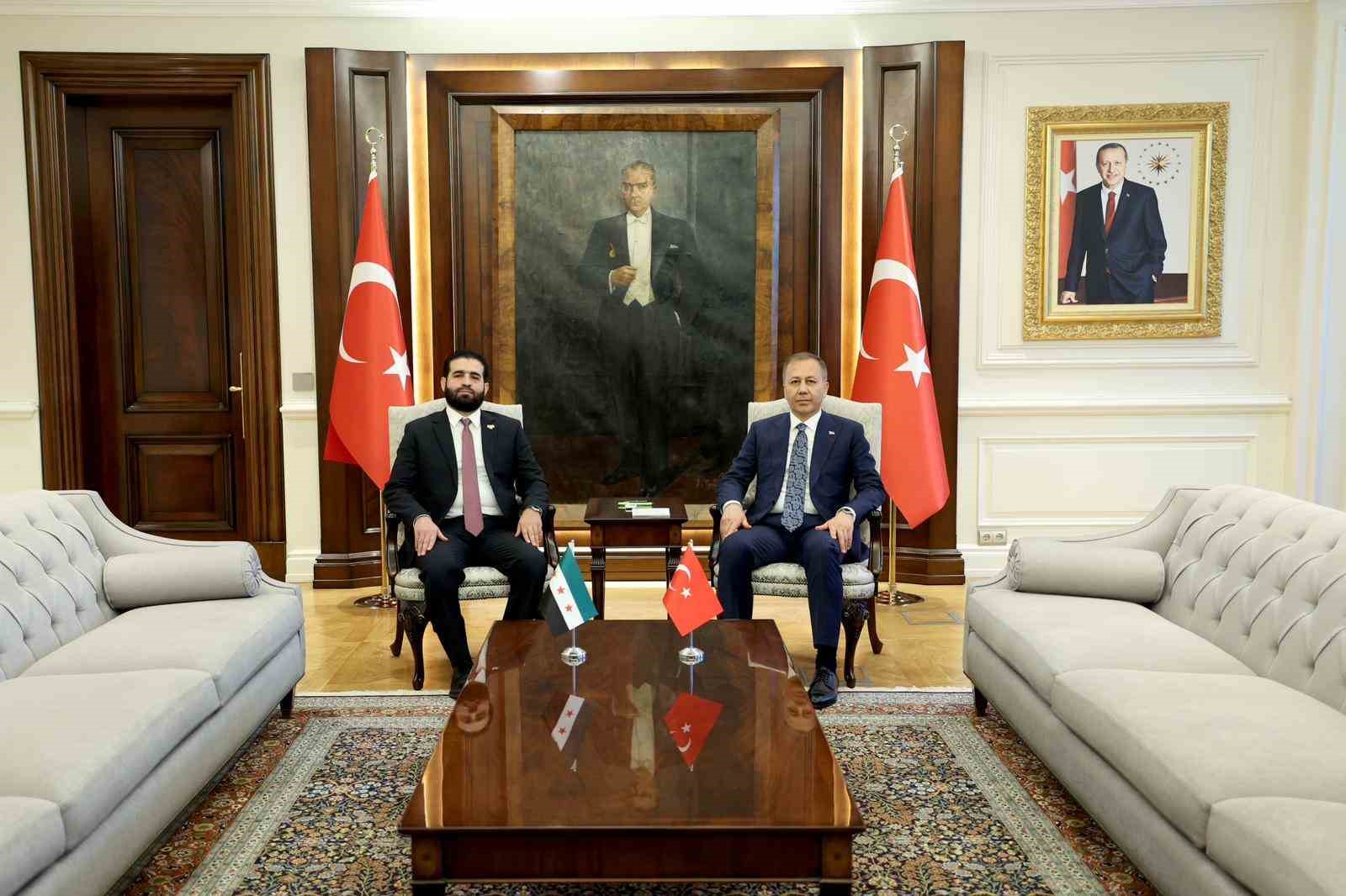 İçişleri Bakanı Yerlikaya, Suriyeli mevkidaşı Hattab ile görüştü