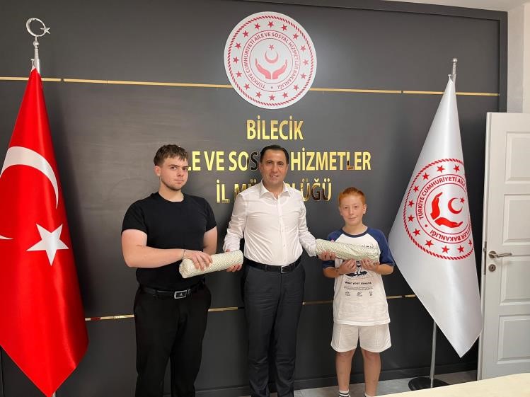 Hamleler dostluk için yapıldı