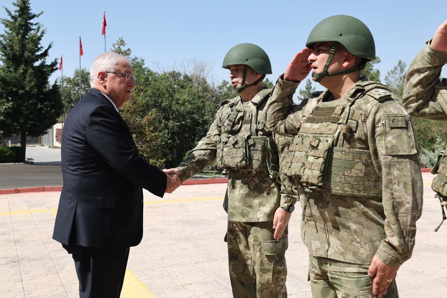 Bakan Güler’den Şırnak’a ziyaret