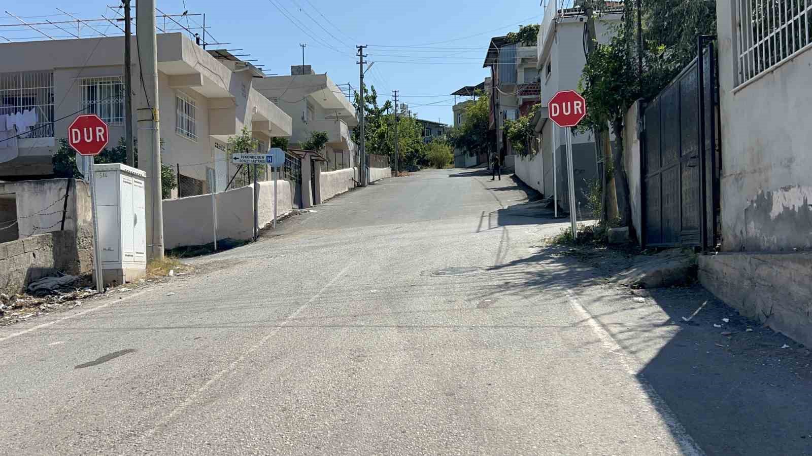 Ambulansı takip ederken kaza yapan araçtaki vatandaşın yaşadığı şok kamerada