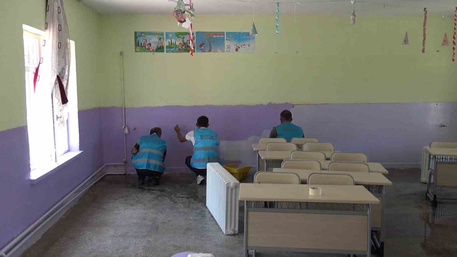 Karaman’da yükümlülerden eğitime anlamlı destek