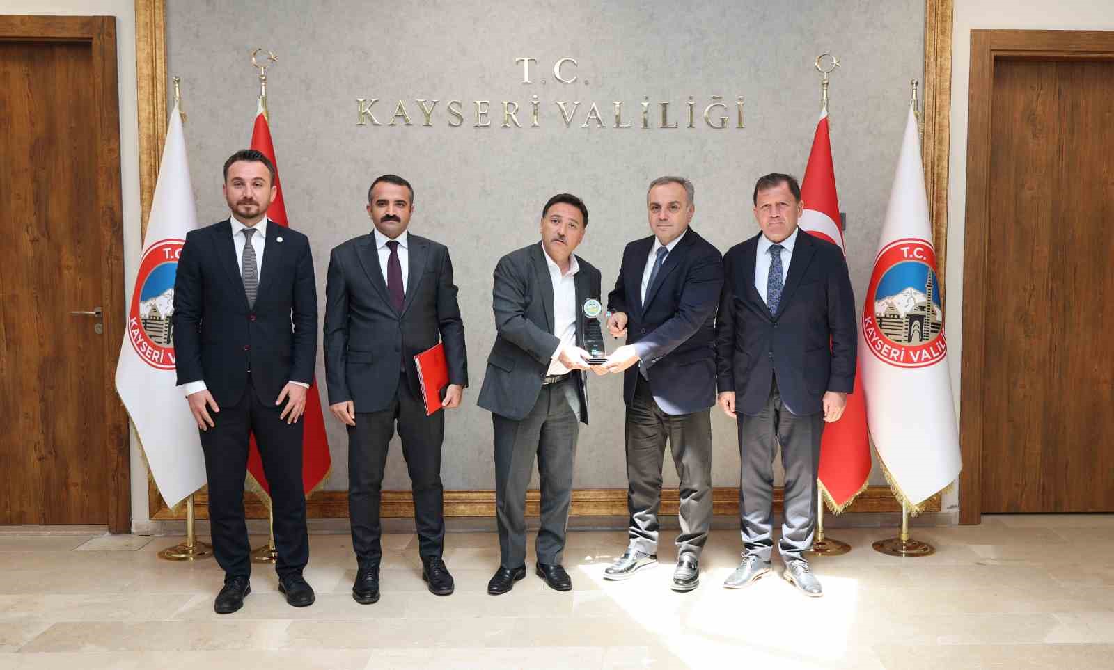 Valilik ile ERÜ arasında ’ERVA Spor Okulları Akademisi’ işbirliği protokolü imzalandı