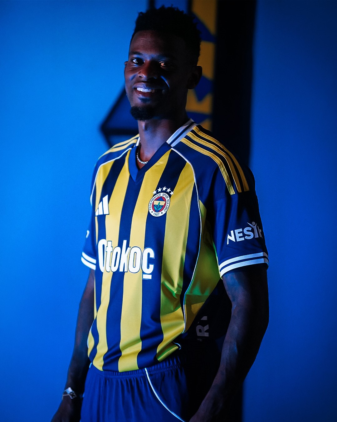 Fenerbahçe, Nelson Semedo’yu renklerine bağladı