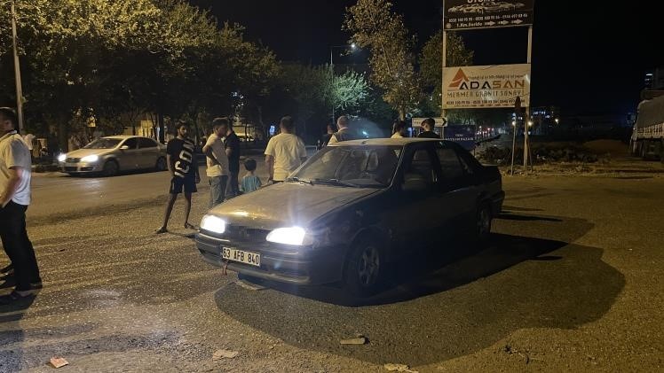 Siverek’te otomobil ile motosiklet çarpıştı: 3 yaralı