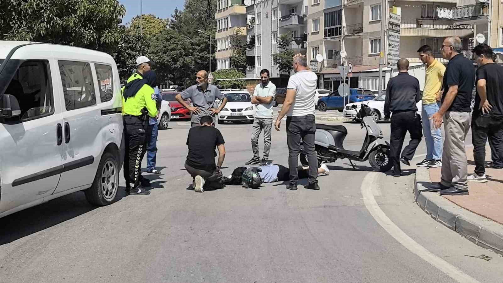 İnegöl’de motosiklet ile kamyonet çarpıştı