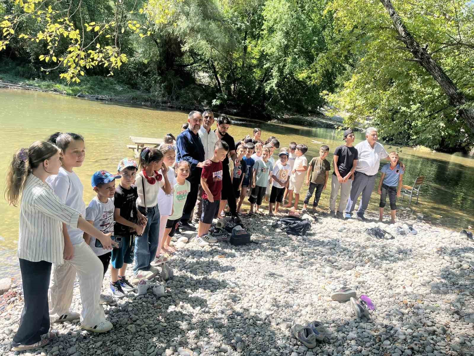 Karacaörenli minikler gönüllerince eğlendi