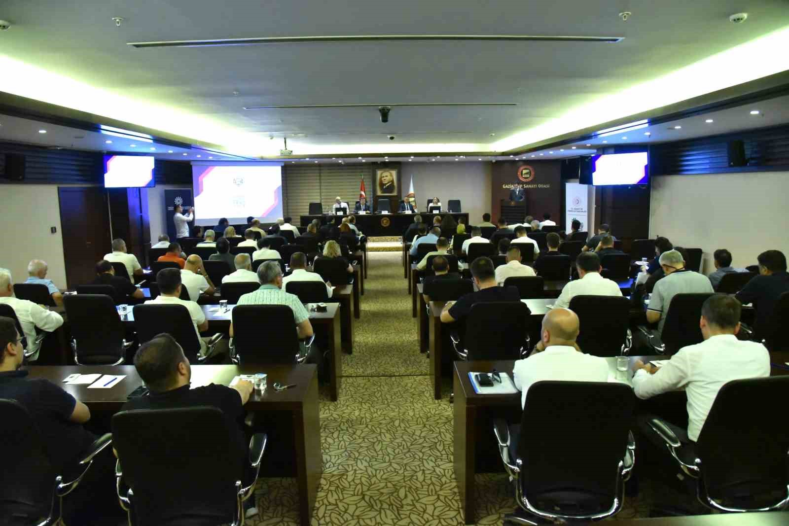 GSO ve İKA iş birliğinde yerel kalkınma hamlesi teşvik programı bilgilendirme toplantısı düzenlendi