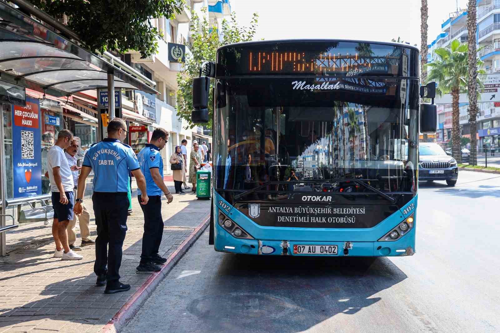 Büyükşehir’in toplu ulaşım araçlarındaki sıkı denetimleri devam ediyor