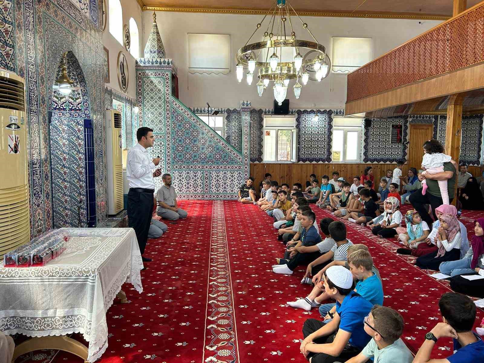 Osmaneli’nde yaz Kur’an kurslarına kaymakam desteği