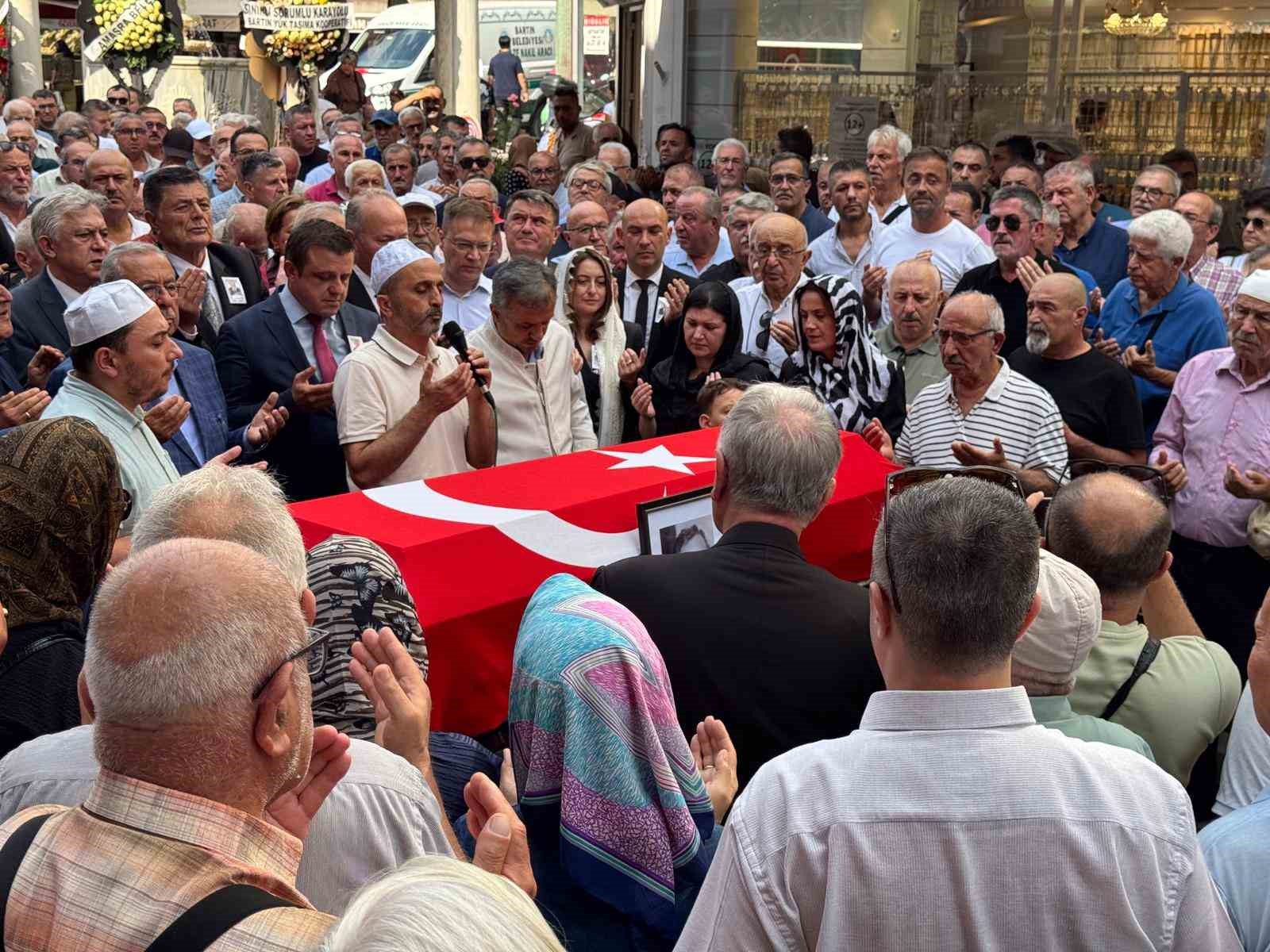 Eski Bakan Akyol için Bartın’da helallik istendi