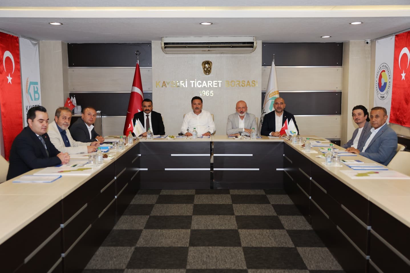 Jeotermal Sera OSB Toplantısı KTB’de yapıldı
