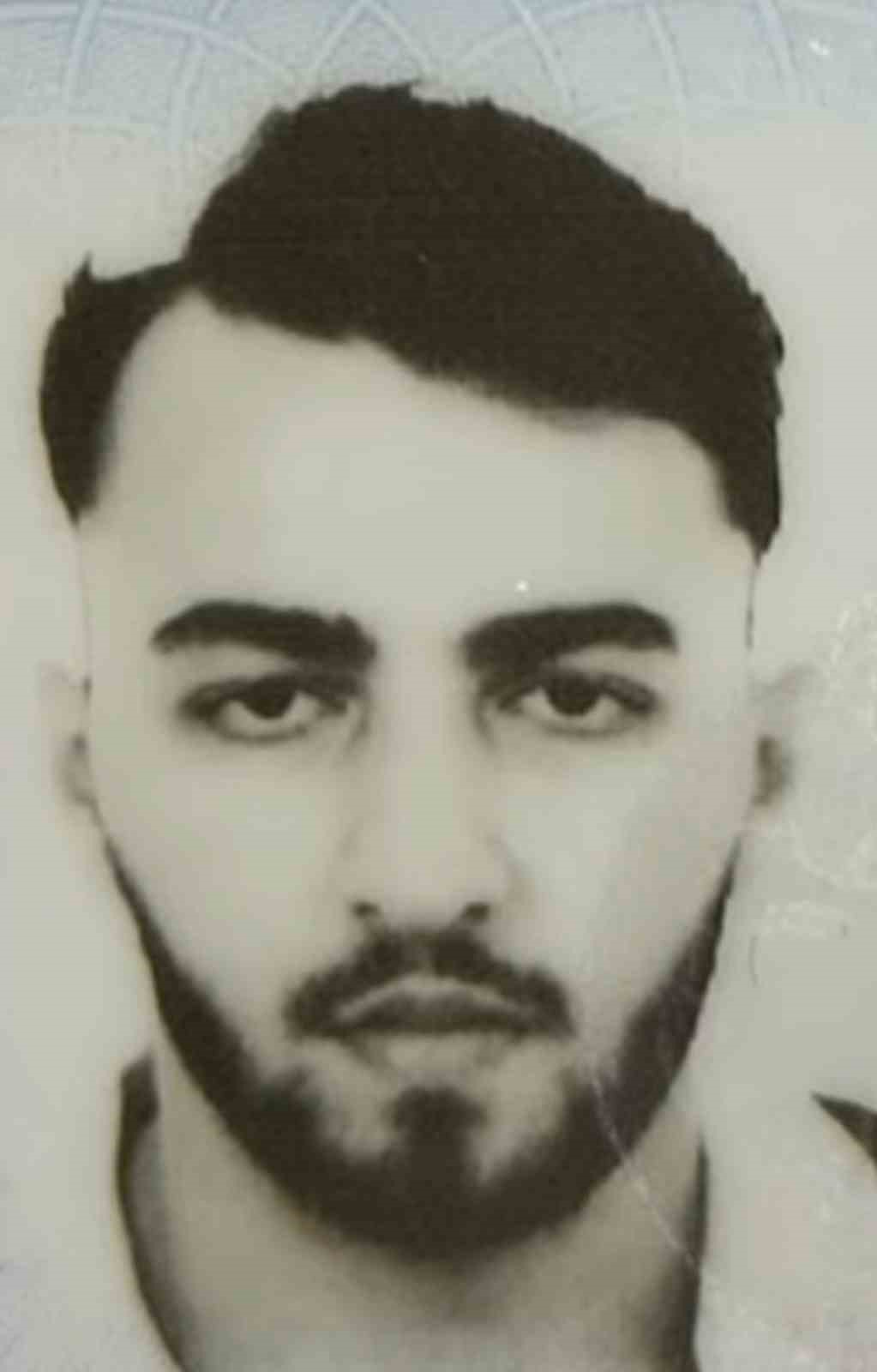 Üniversitede 15 yaşındaki kızı kafasından vuran şahıs aynı silahla intihar etti