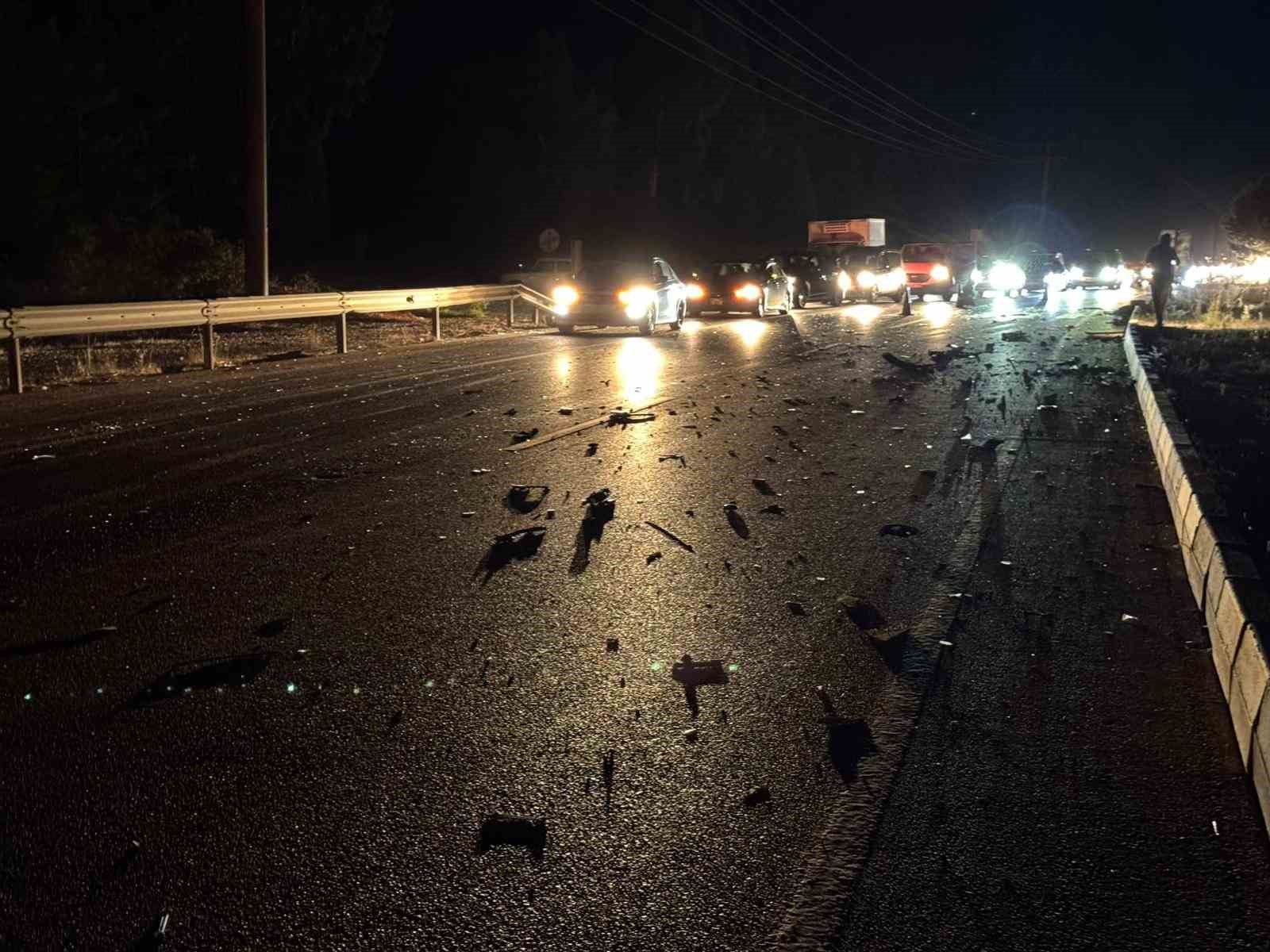 Fethiye’de trafik kazası: 2’si ağır 3 yaralı