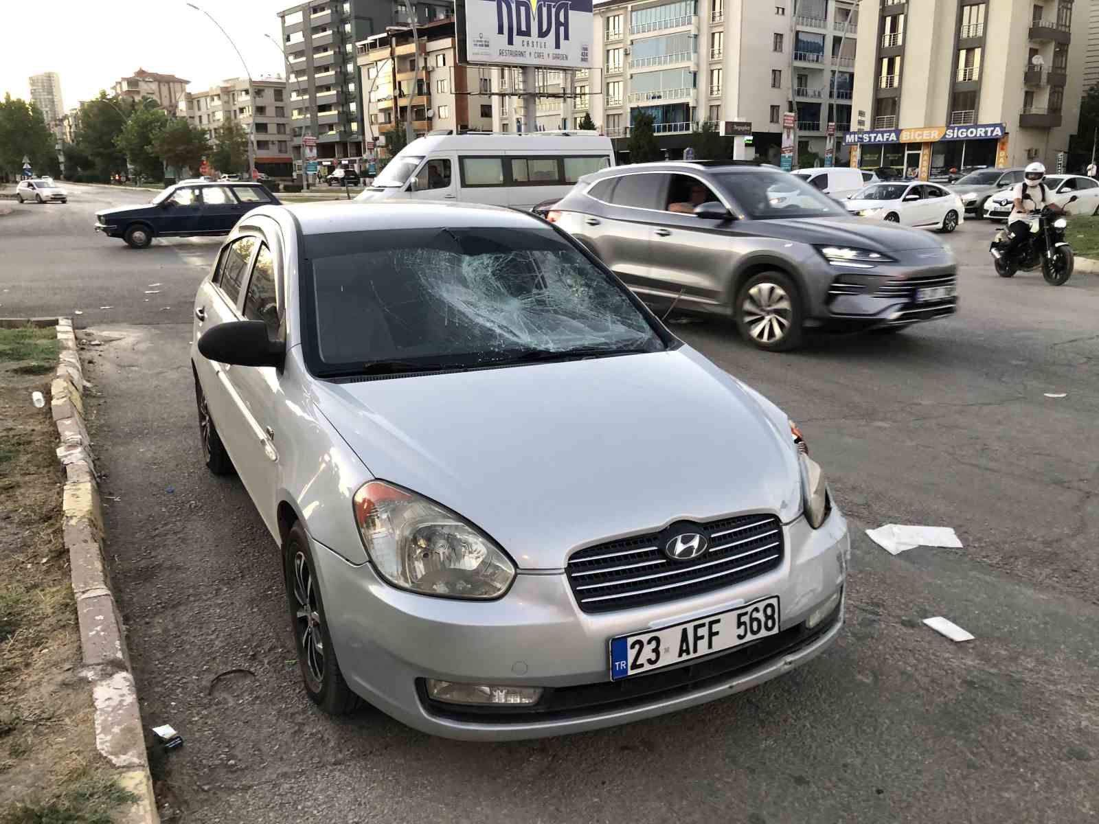 Elazığ’da trafik kazası: 4 yaralı