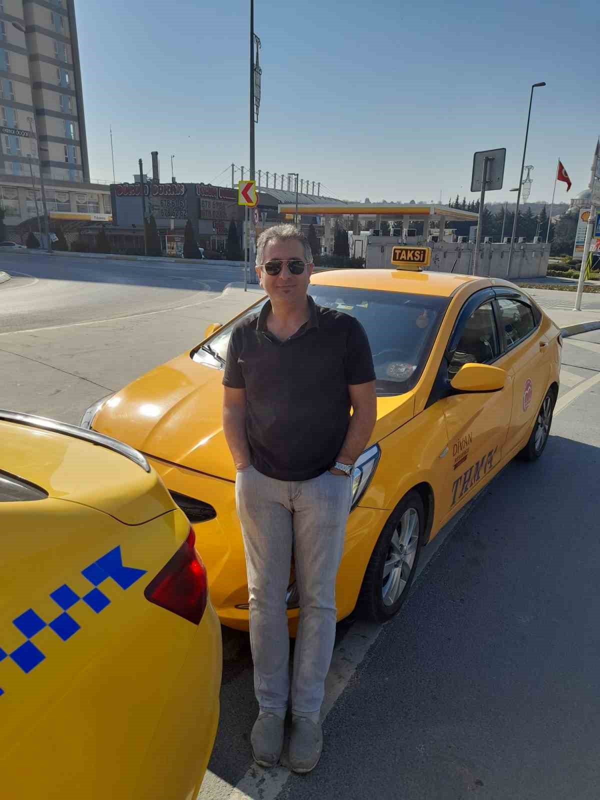 İstanbul’da taksiciliği bırakıp memleketine döndü, şehrin son semavercisi oldu