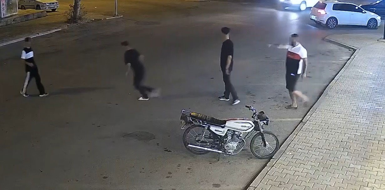 Kurşunlama anları kamerada: 2 milyon TL haraç istemişler