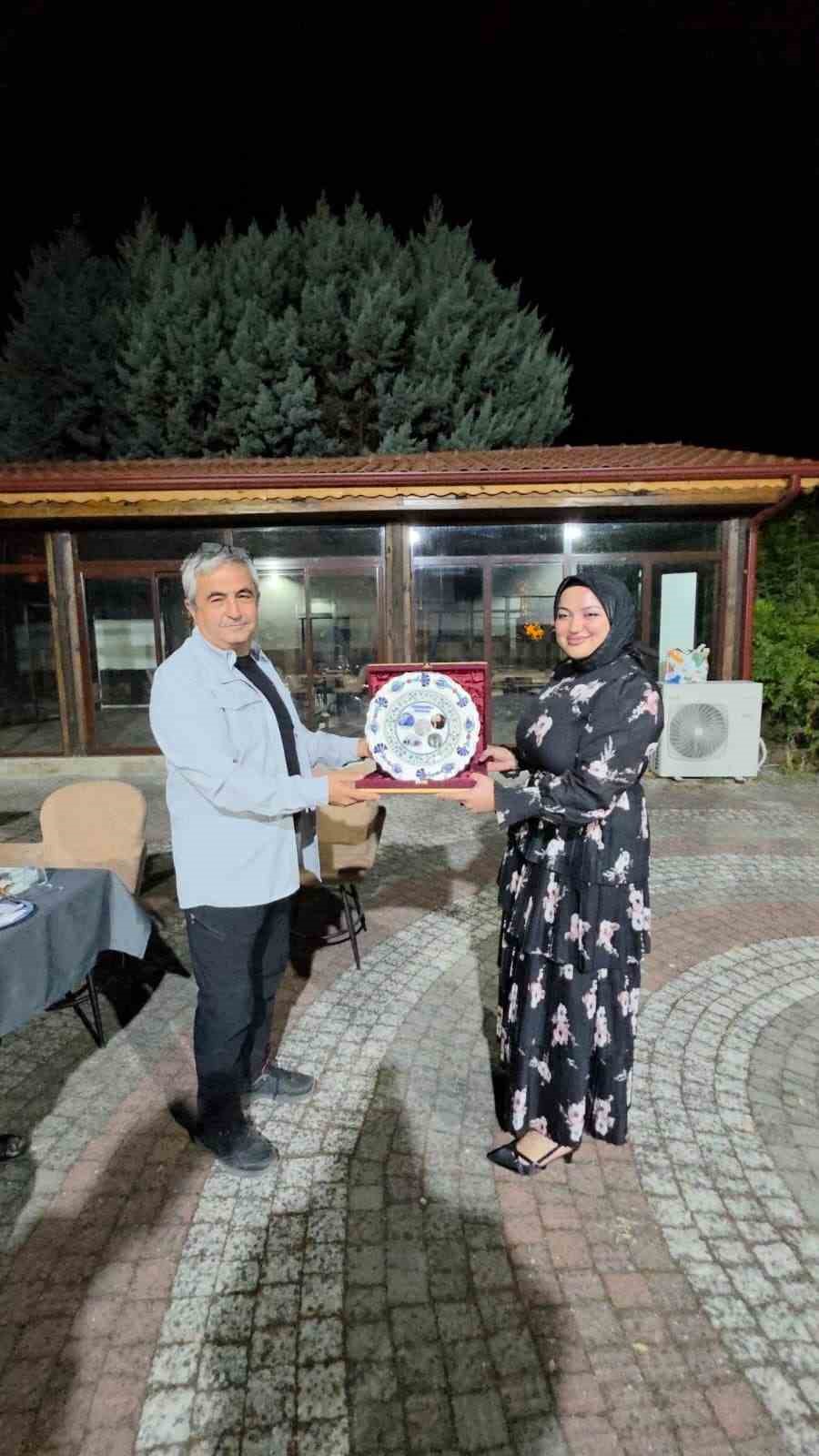 Osmaneli İcra Müdürü Karadaş’a veda yemeği