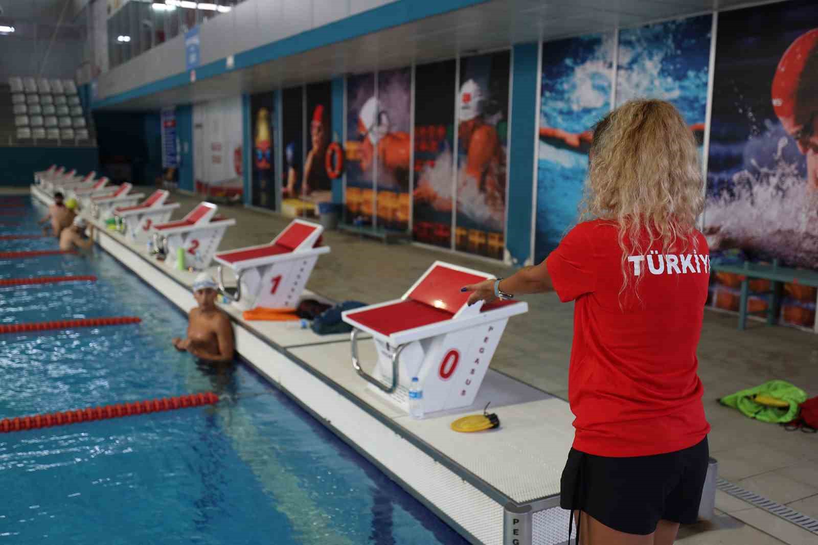 Özel Sporcular Yüzme Milli Takımı Sakarya’da kamp yapıyor