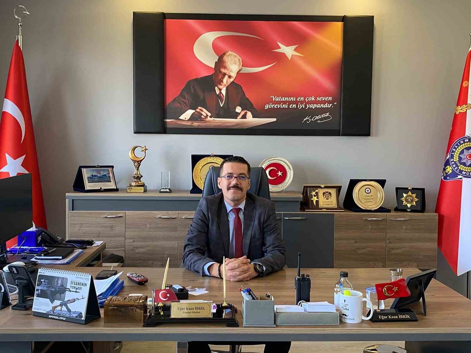 Ayvalık’ta Emniyet Müdürü Uğur Kaan İbrik görevine başladı