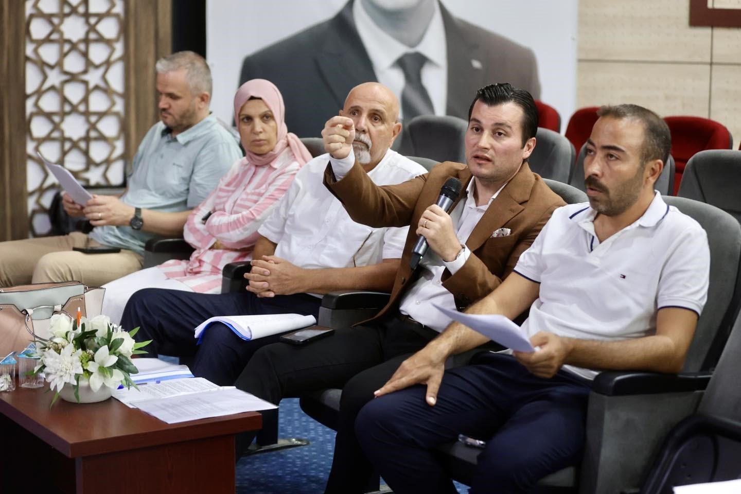 Yunusemre Belediyesi, Ferdi Zeyrek Millet Çarşısı’nı büyükşehire devrediyor