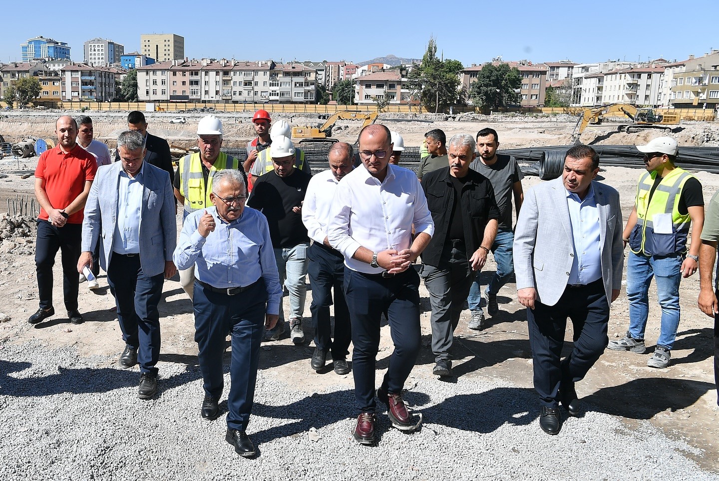 Başkan Büyükkılıç, Sahabiye Kentsel Dönüşüm Projesi’ni inceledi