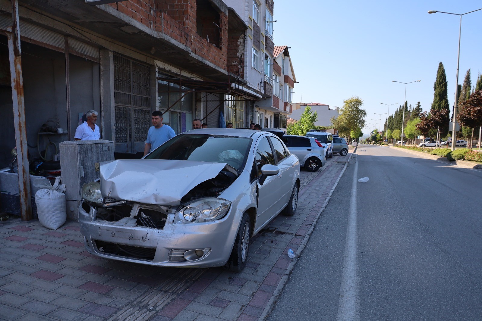 Bafra’da zincirleme trafik kazası: 4 araç birbirine girdi