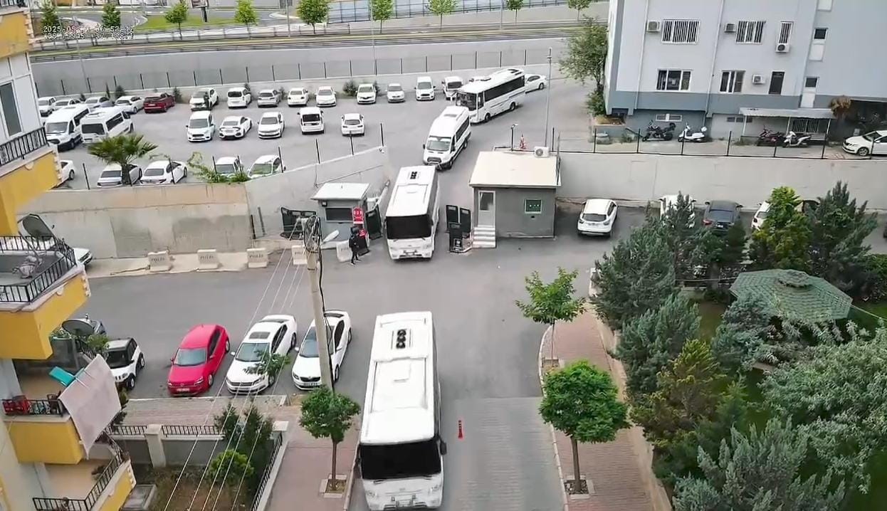Şanlıurfa’da 21 kişiyi dolandıran zanlılara suçüstü