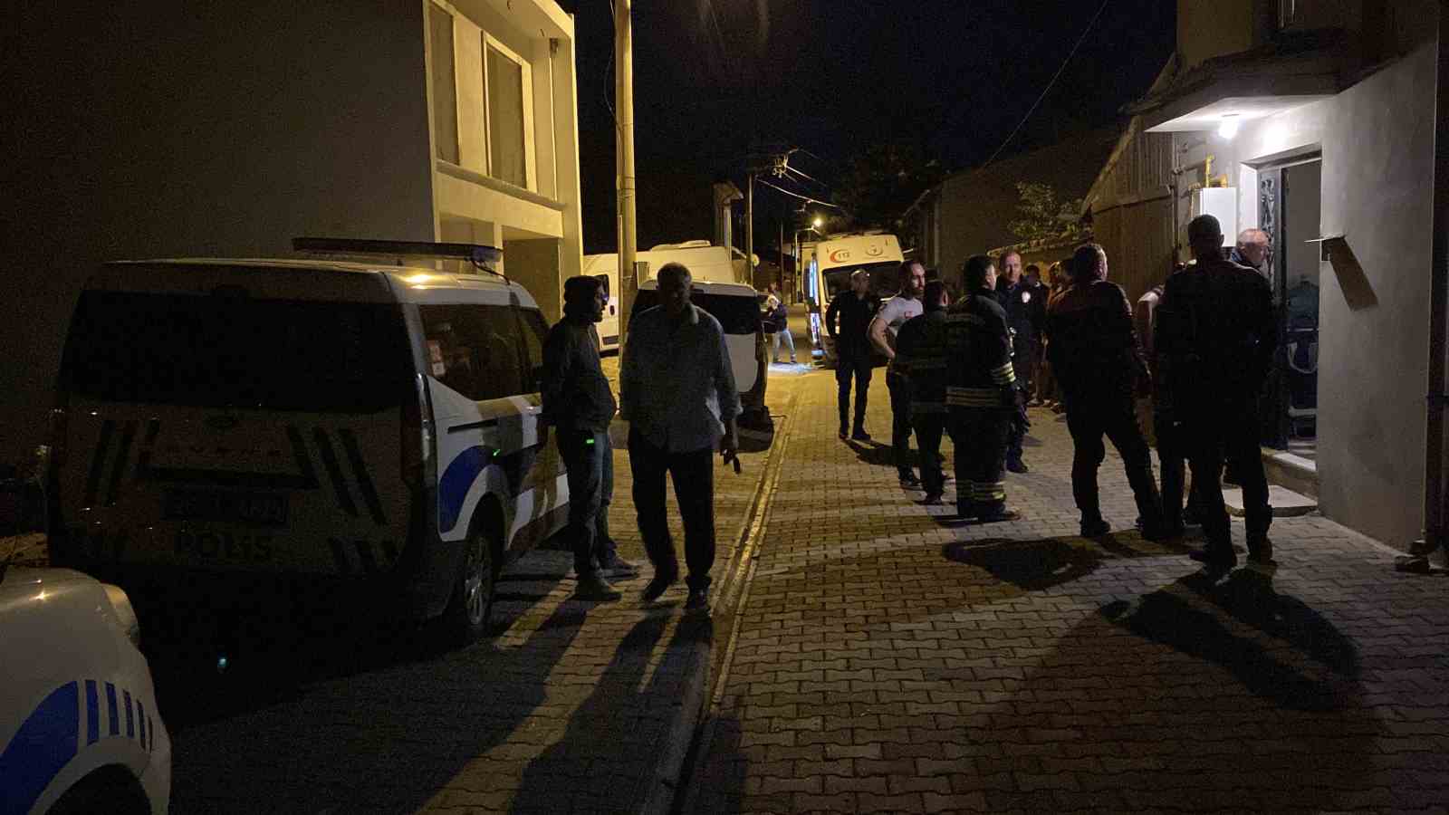 Aile içi kavga sonrası kendisini odaya kapatan adam için Özel Harekat Timi devreye girdi