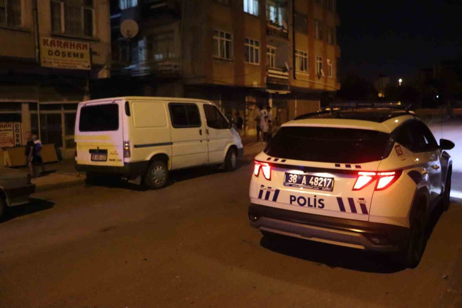 Kayseri’de bıçaklı kavga: 1 ağır yaralı