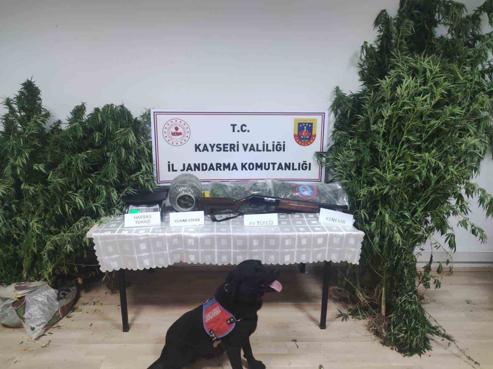 Uyuşturucuyu turşu bidonuna gizledi: 1 gözaltı