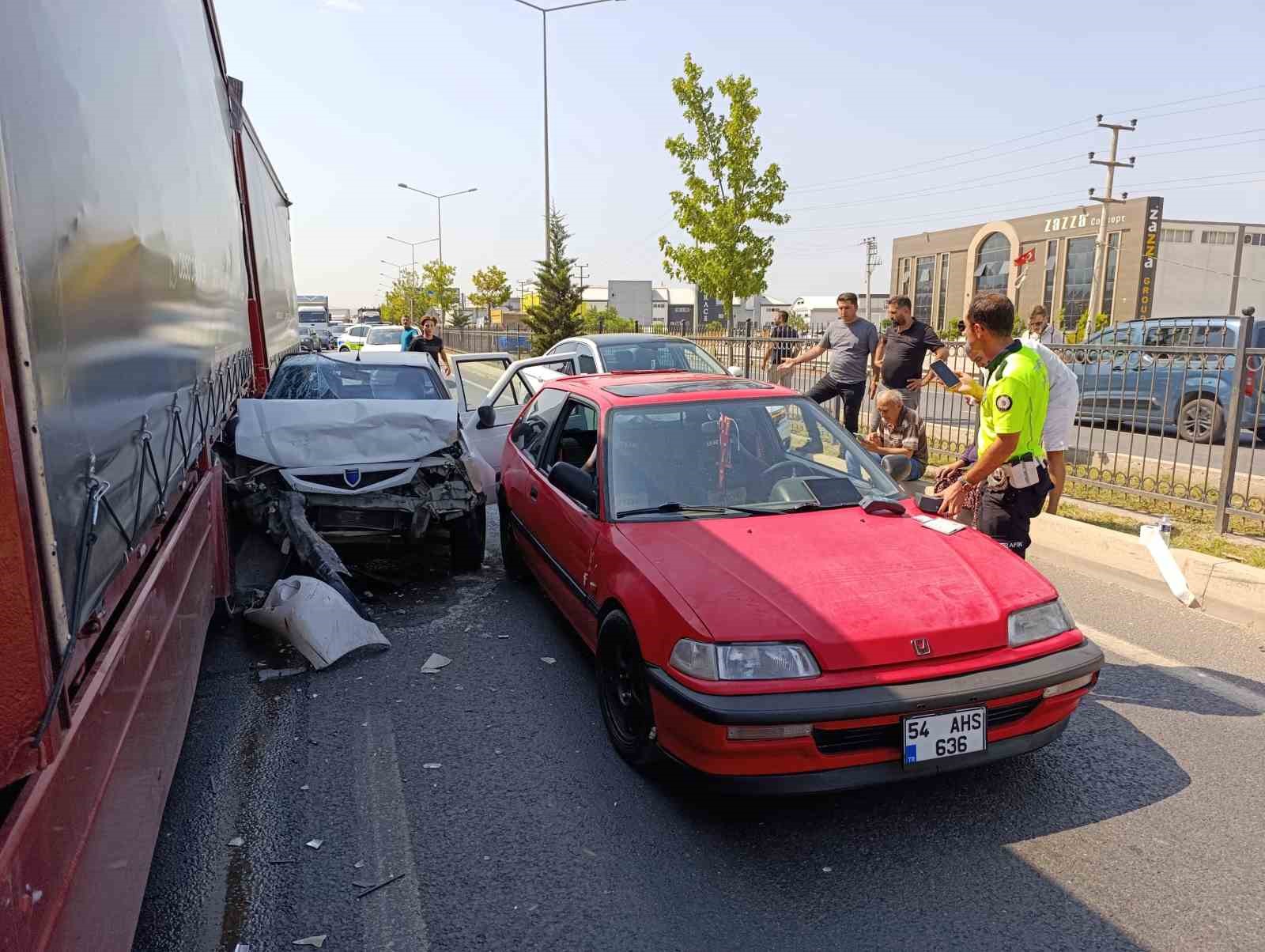 İnegöl’de trafik kazası sonucu 2 kişi yaralandı