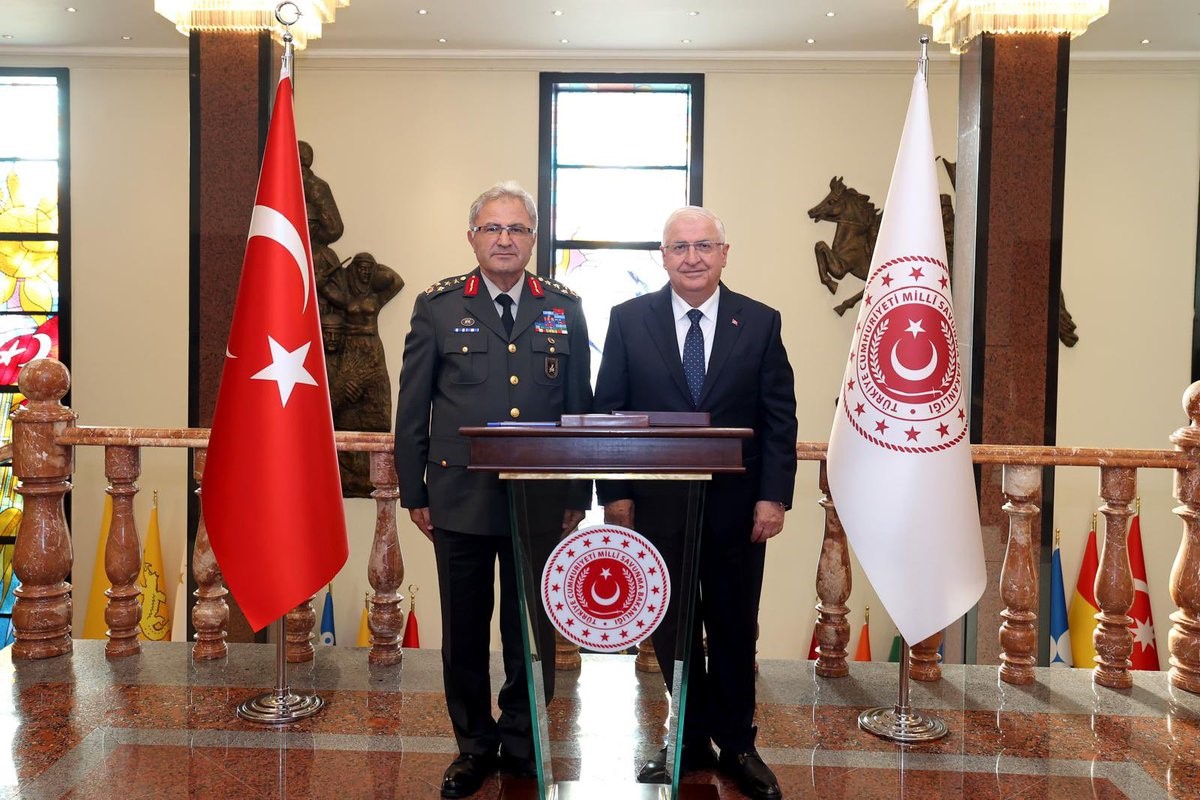 Bakan Güler, Kara Kuvvetleri Komutanlığına atanan Tokel’i kabul etti