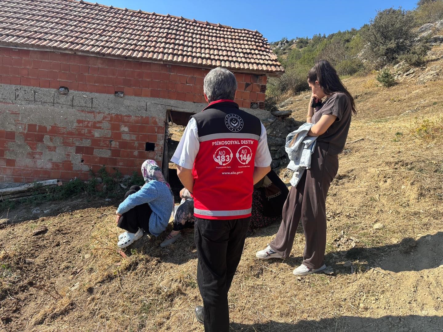 Sinop’ta yangın mağduru aileye psikososyal destek