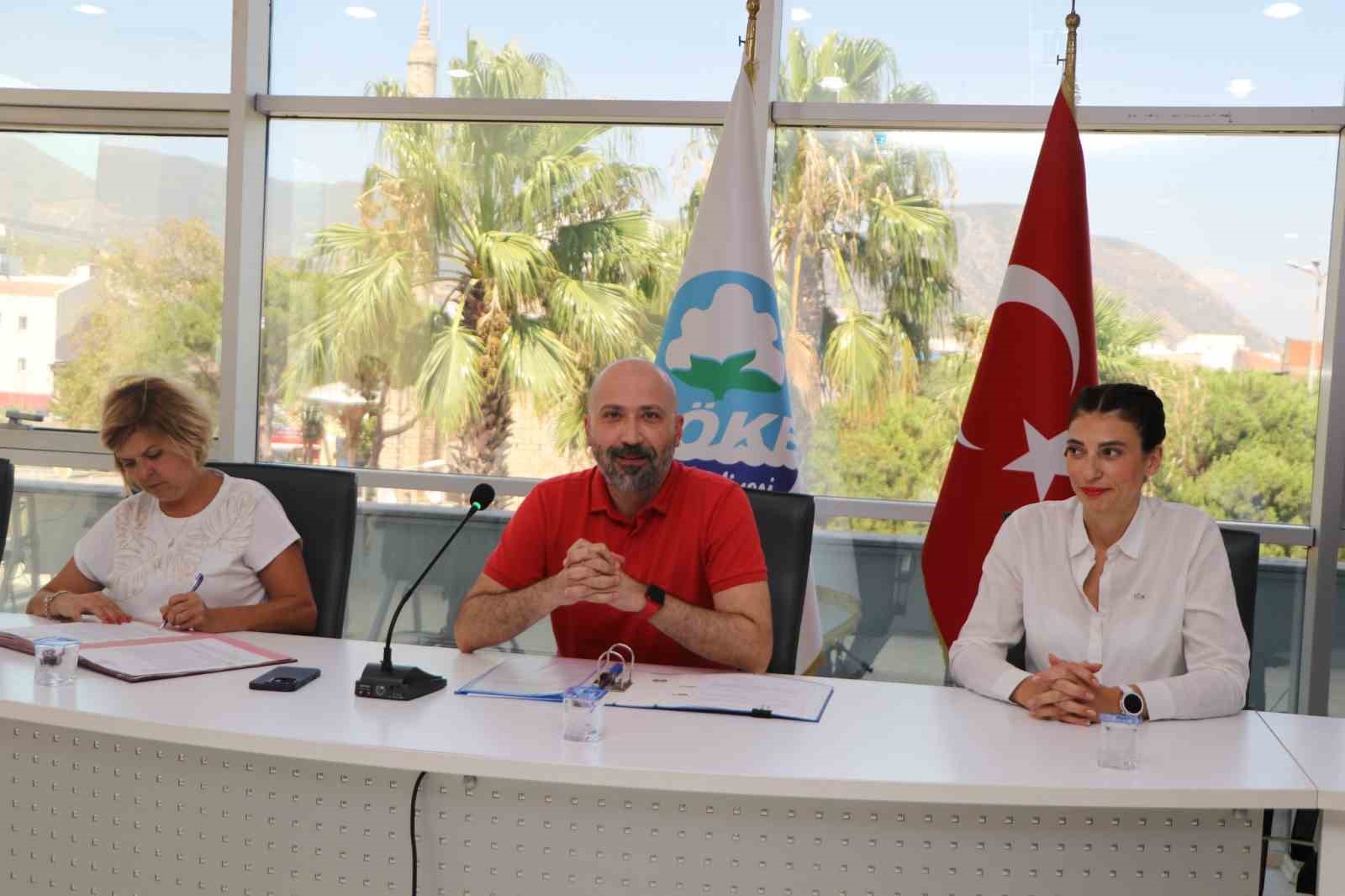 Söke Belediye Meclisi’nde CHP’den 5 kişi istifa etti