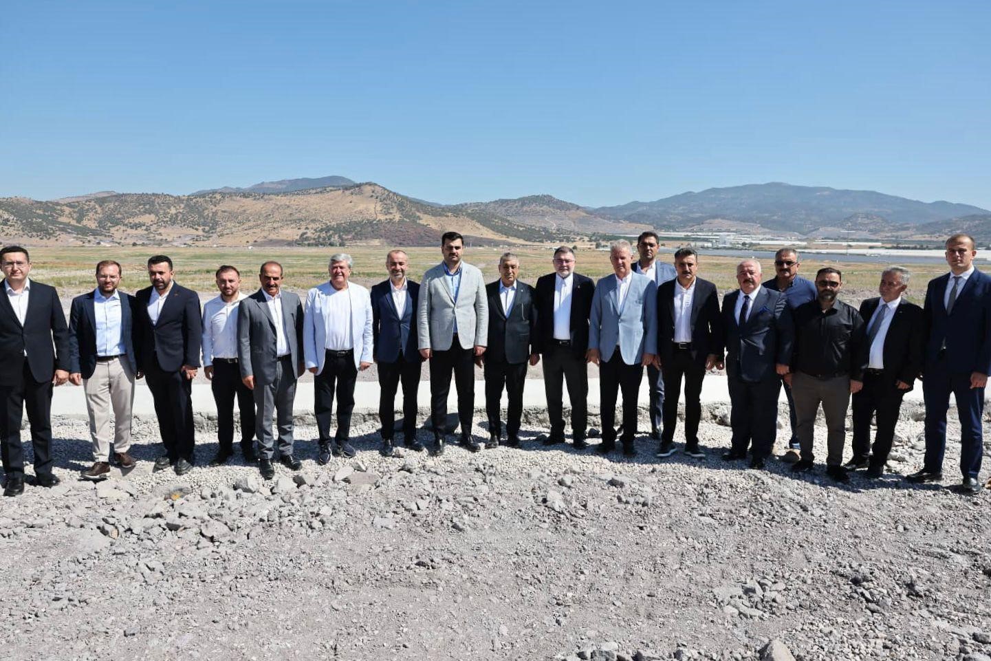 Dikili’nin jeotermal su kuyusu açıldı