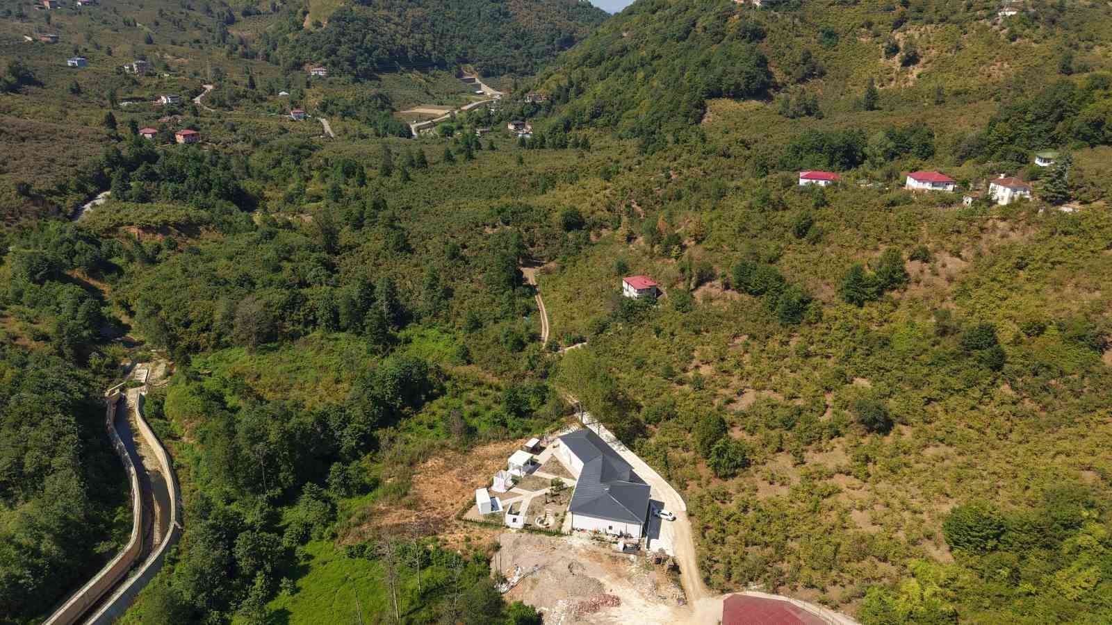 Kafa kafaya verdiler, Doğu Karadeniz’in en büyük fotoğraf çekim platosunu kurdular
