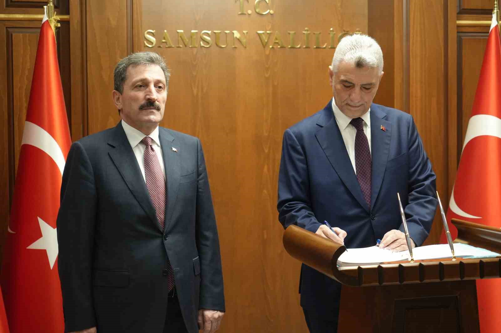 Bakan Bolat Samsun’da