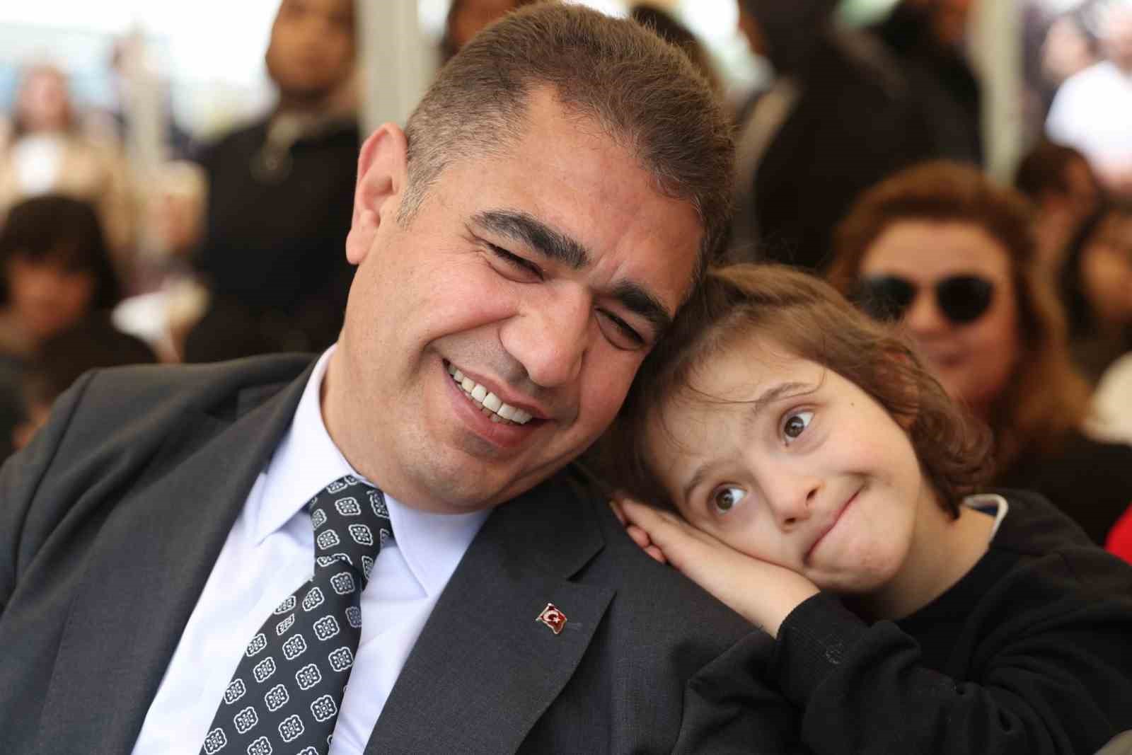 Vali Selçuk Aslan, göreve başlamasının 2. yılını mesajla kutladı