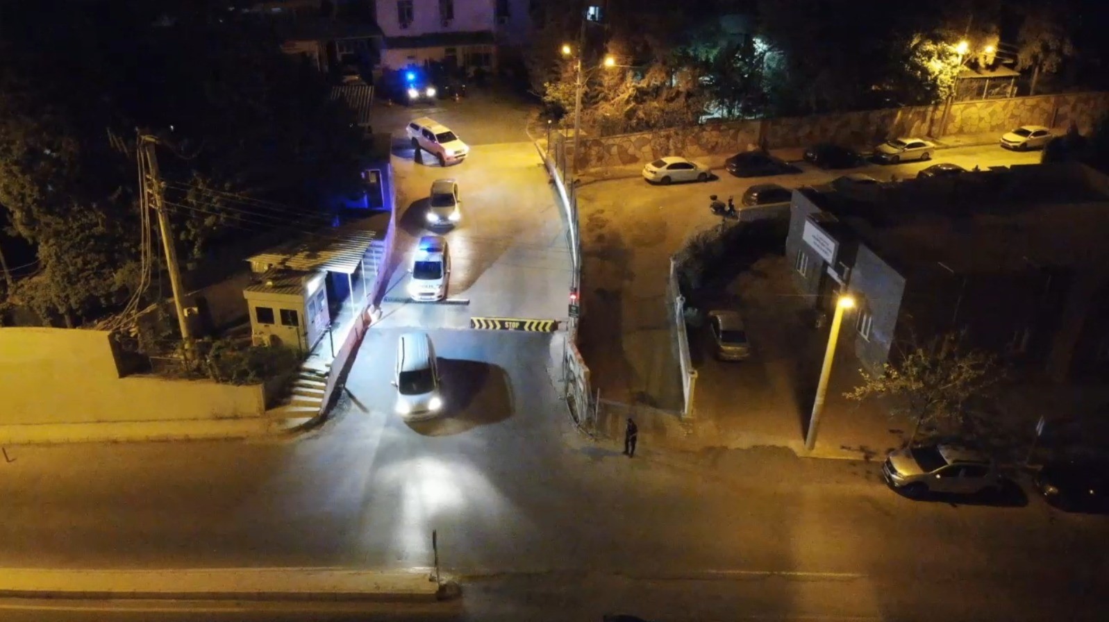 Şanlıurfa merkezli DEAŞ operasyonu: 14 gözaltı