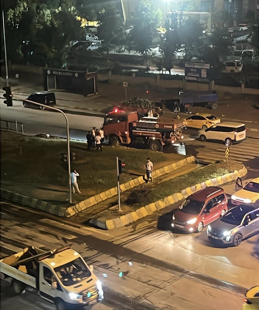 Muş’ta trafik kazası: 2 yaralı