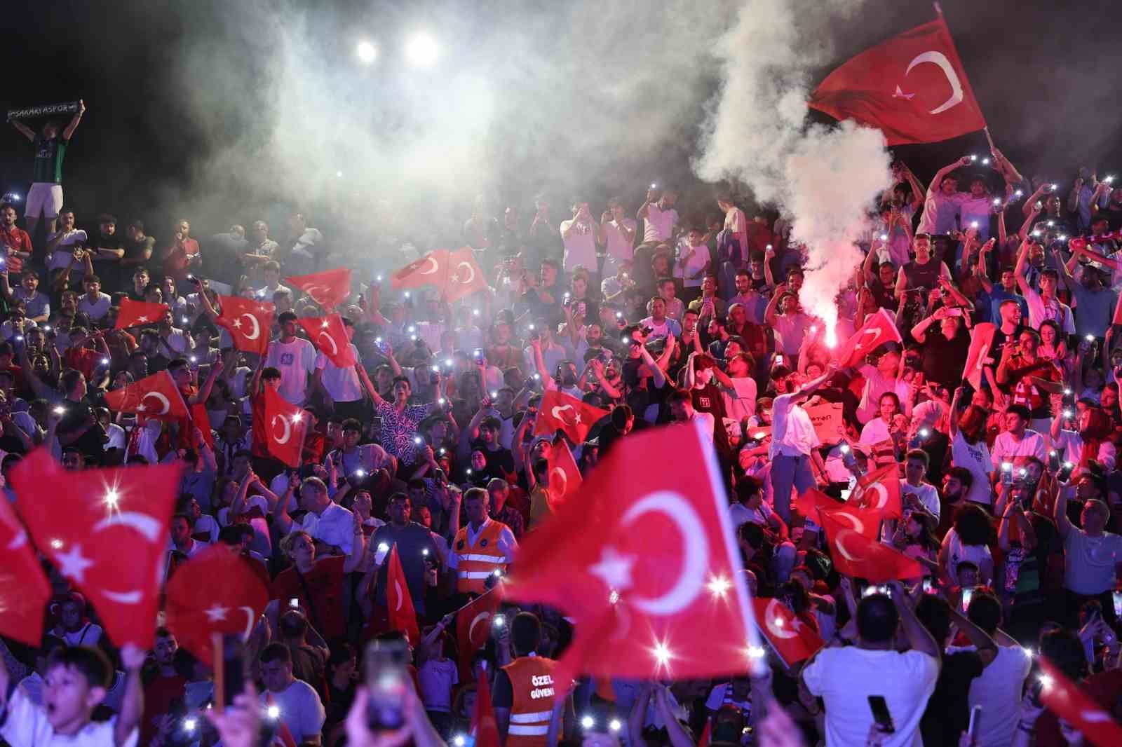 Milli heyecan dev ekranda yaşanacak